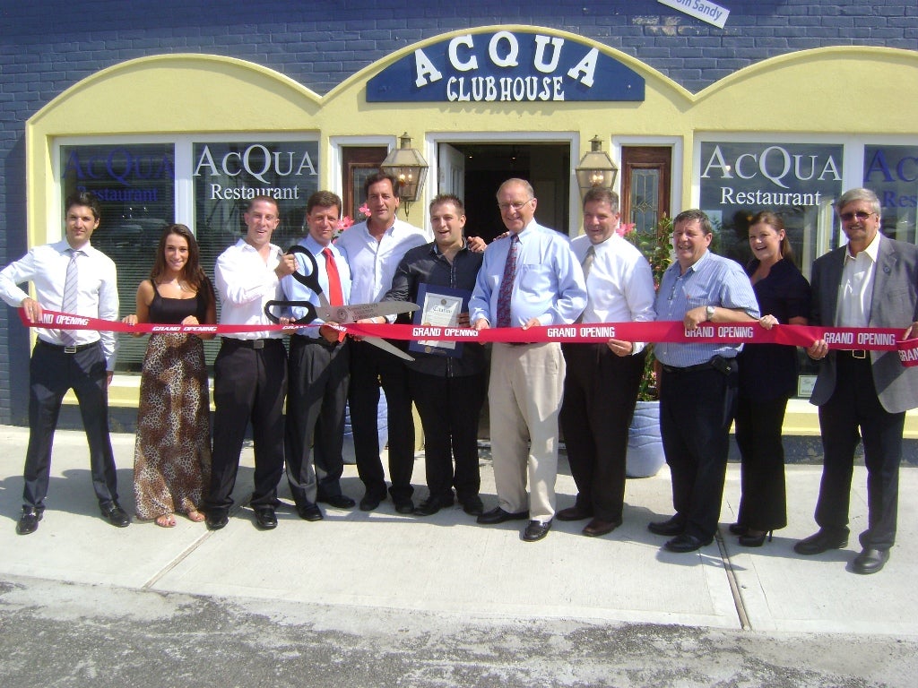 Senator Fuschillo Helps Reopen Merrick Business Which Was Destroyed by